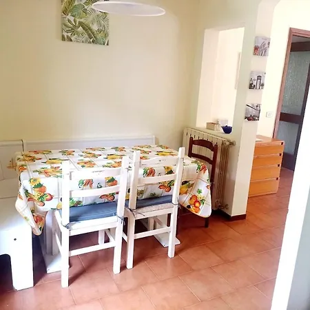 Residential Zone, Immersed In The Green, Wifi דירה